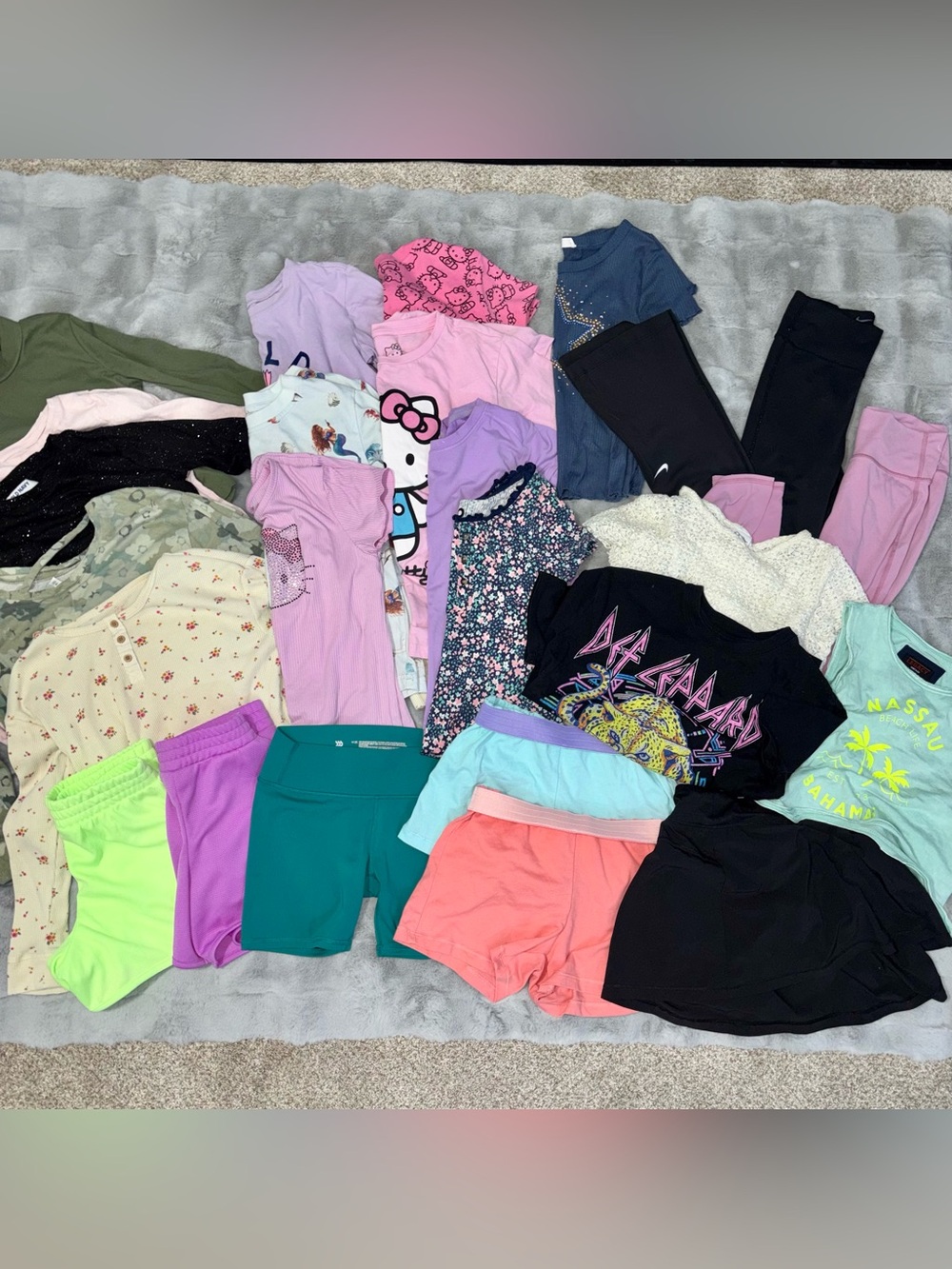 Girls (8) Mixed Bundle